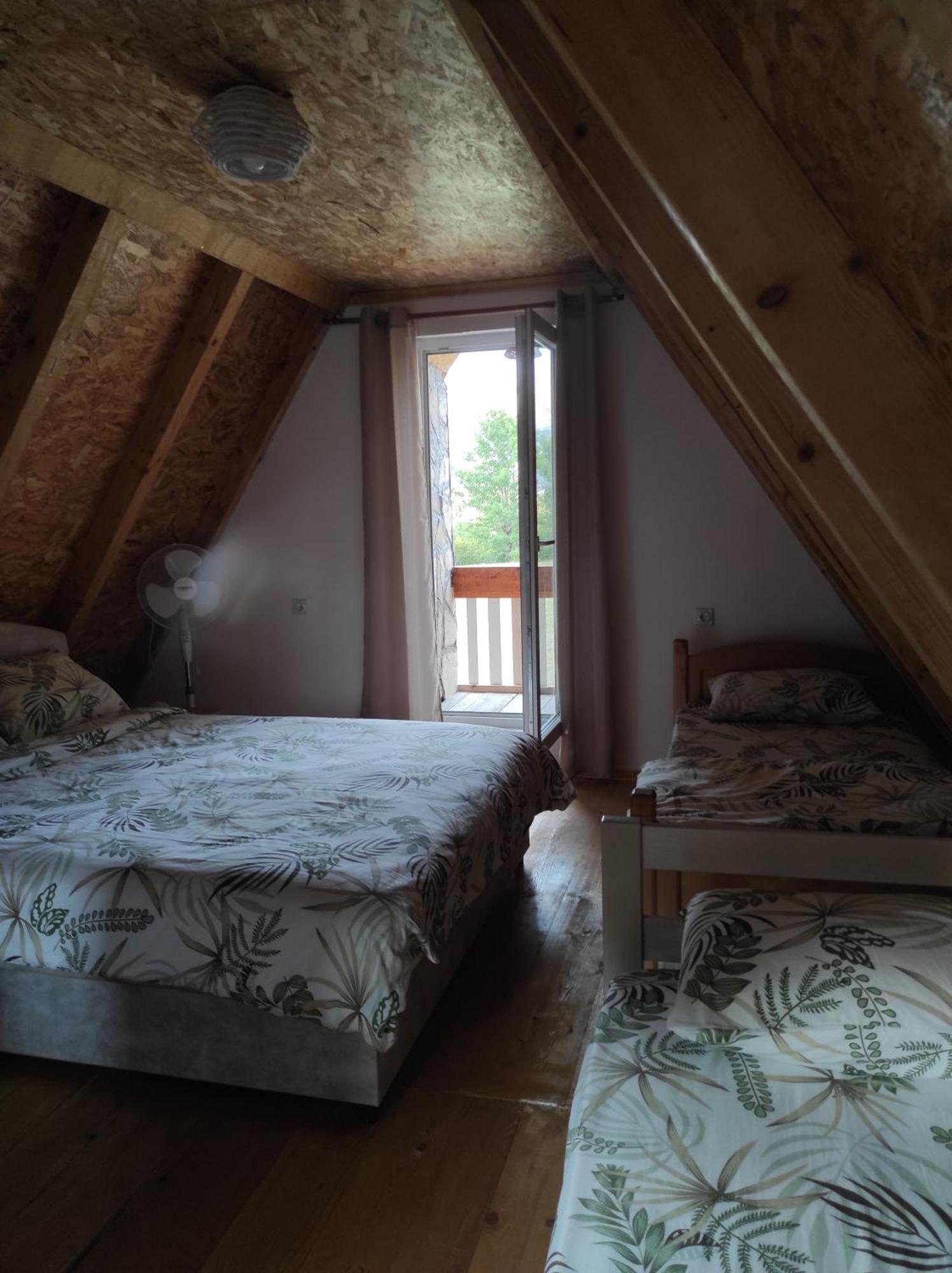 Cottage Bellis Poscenje Habitación foto